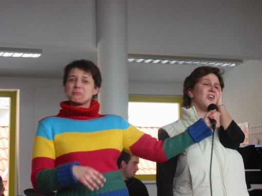 ../Images/singasong02-05 (13).jpg